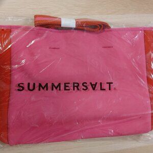 Neoprene Beach Tote in Pink/Red by SUMMERSALT